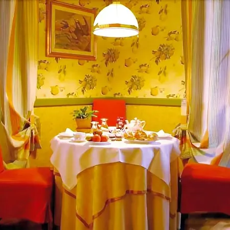 Hotel Romantica Lucca