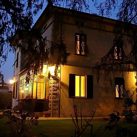 Romantica Lucca
